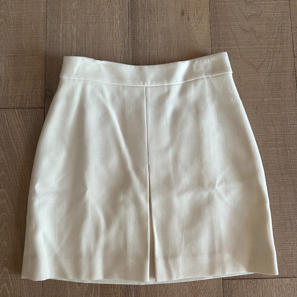NWT J Crew Ivory Pleated Mini Skirt in Double-Serge Wool, size 6T